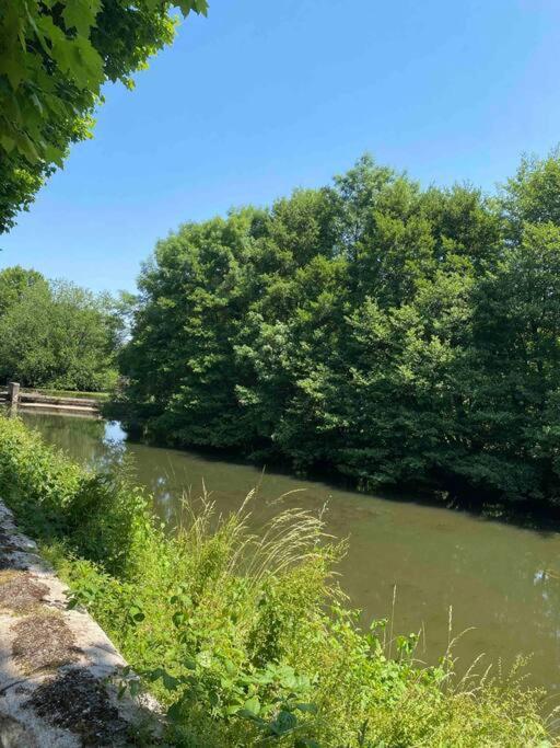 Les Rives De L'Indre. Parking Gratuit. Lit 160Cm Apartment Châteauroux Екстериор снимка
