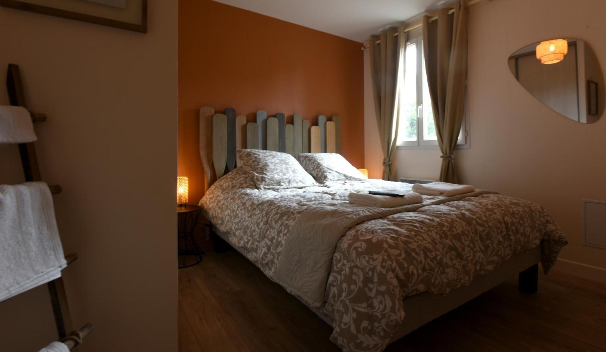 Les Rives De L'Indre. Parking Gratuit. Lit 160Cm Apartment Châteauroux Екстериор снимка