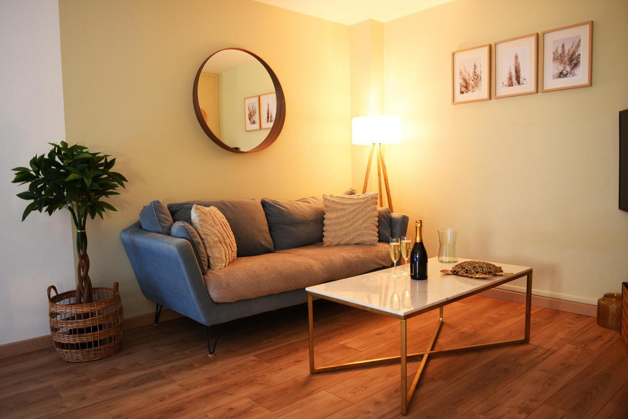 Les Rives De L'Indre. Parking Gratuit. Lit 160Cm Apartment Châteauroux Екстериор снимка